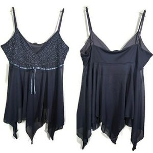 Rampage • Beautiful Intricate Design Top M